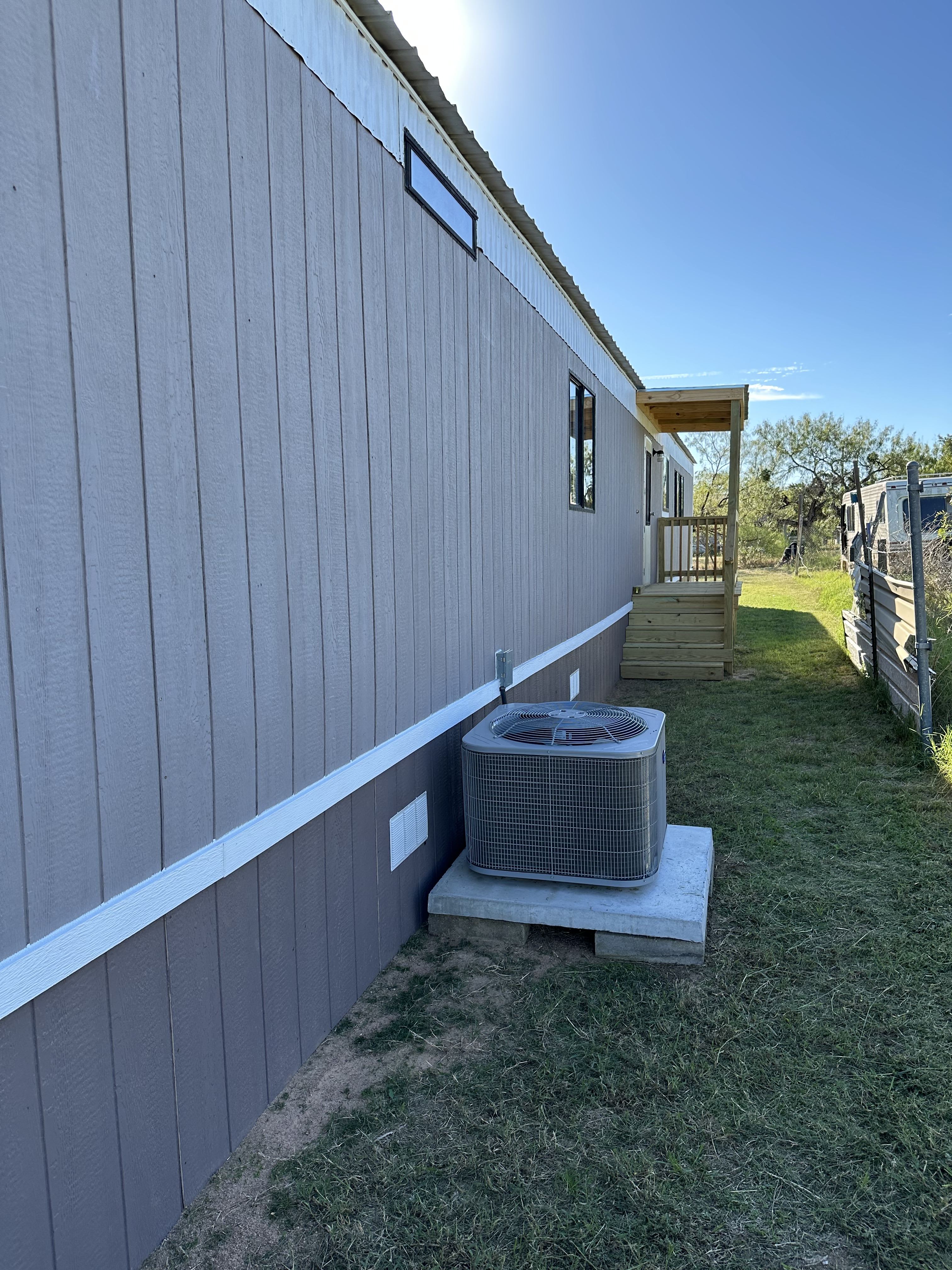 3527 Oleander St – photo 3