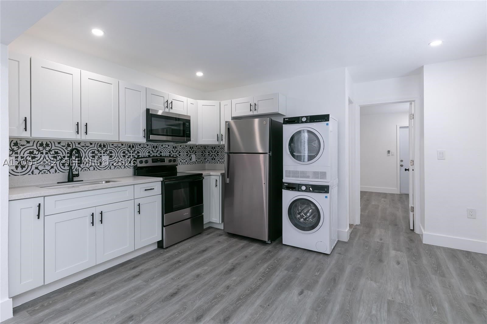 6125 SW 40th Ct – photo 4