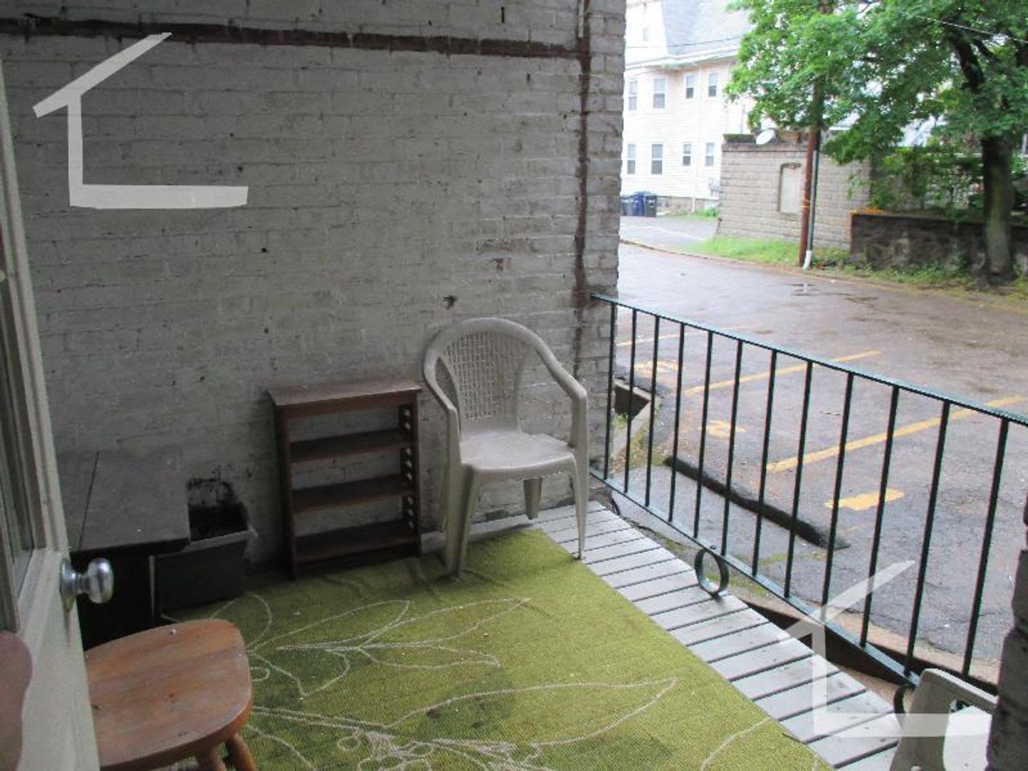 Large, Beautiful renovated 1 bed – photo 2