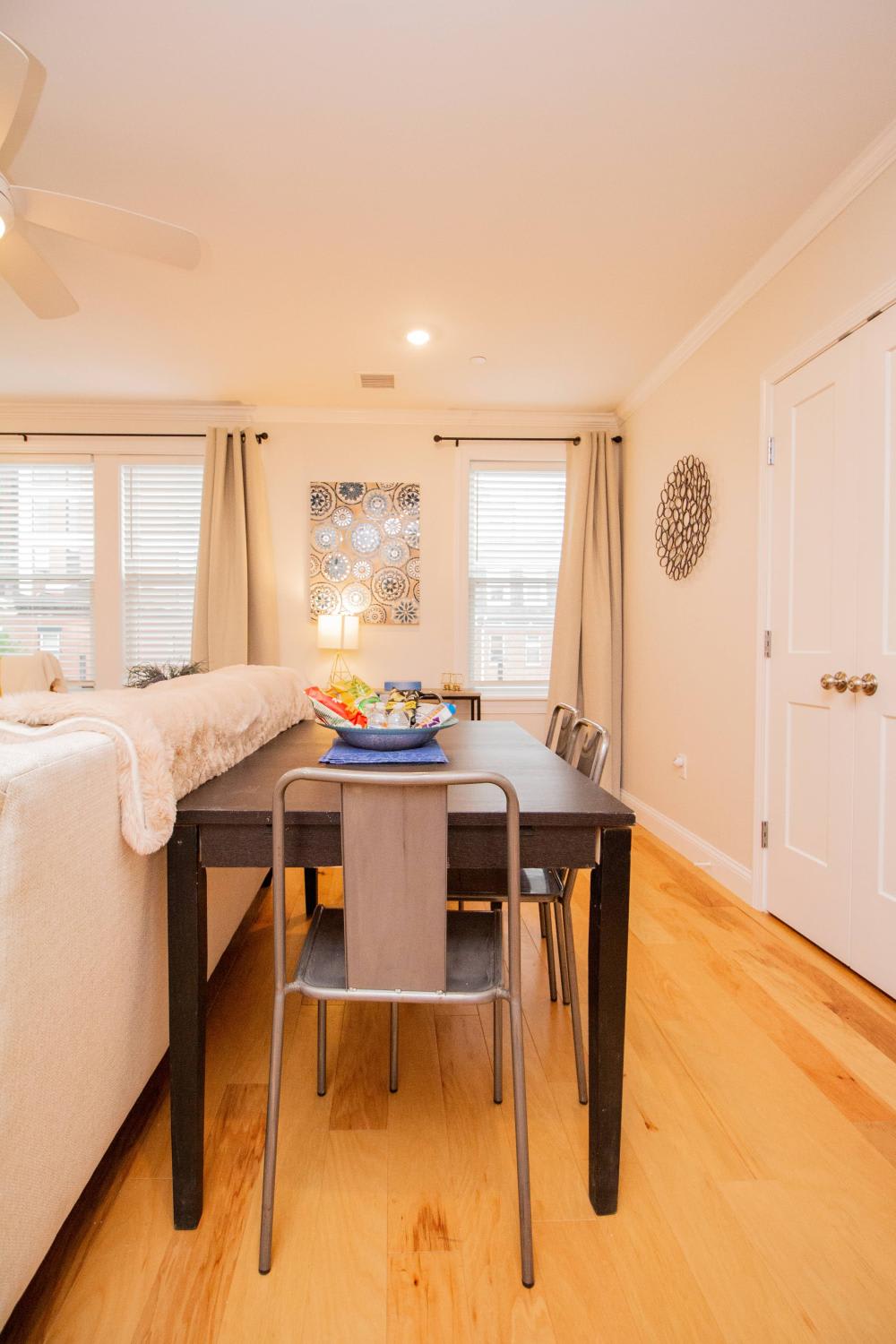 1008 Tremont St – photo 3