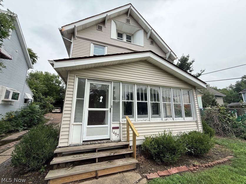 1467 Beardsley Street – photo 3