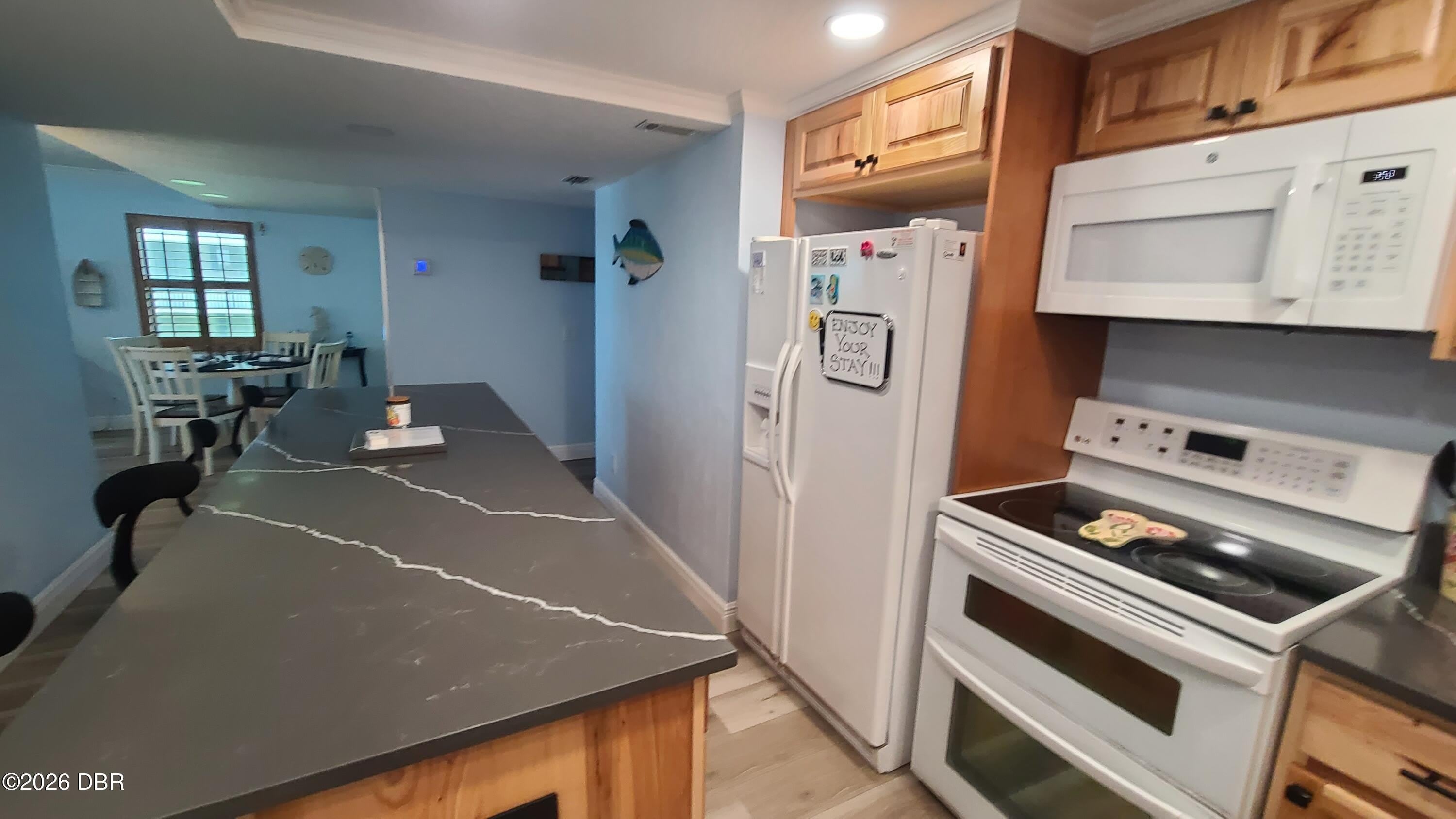 3747 S Atlantic Avenue – photo 5
