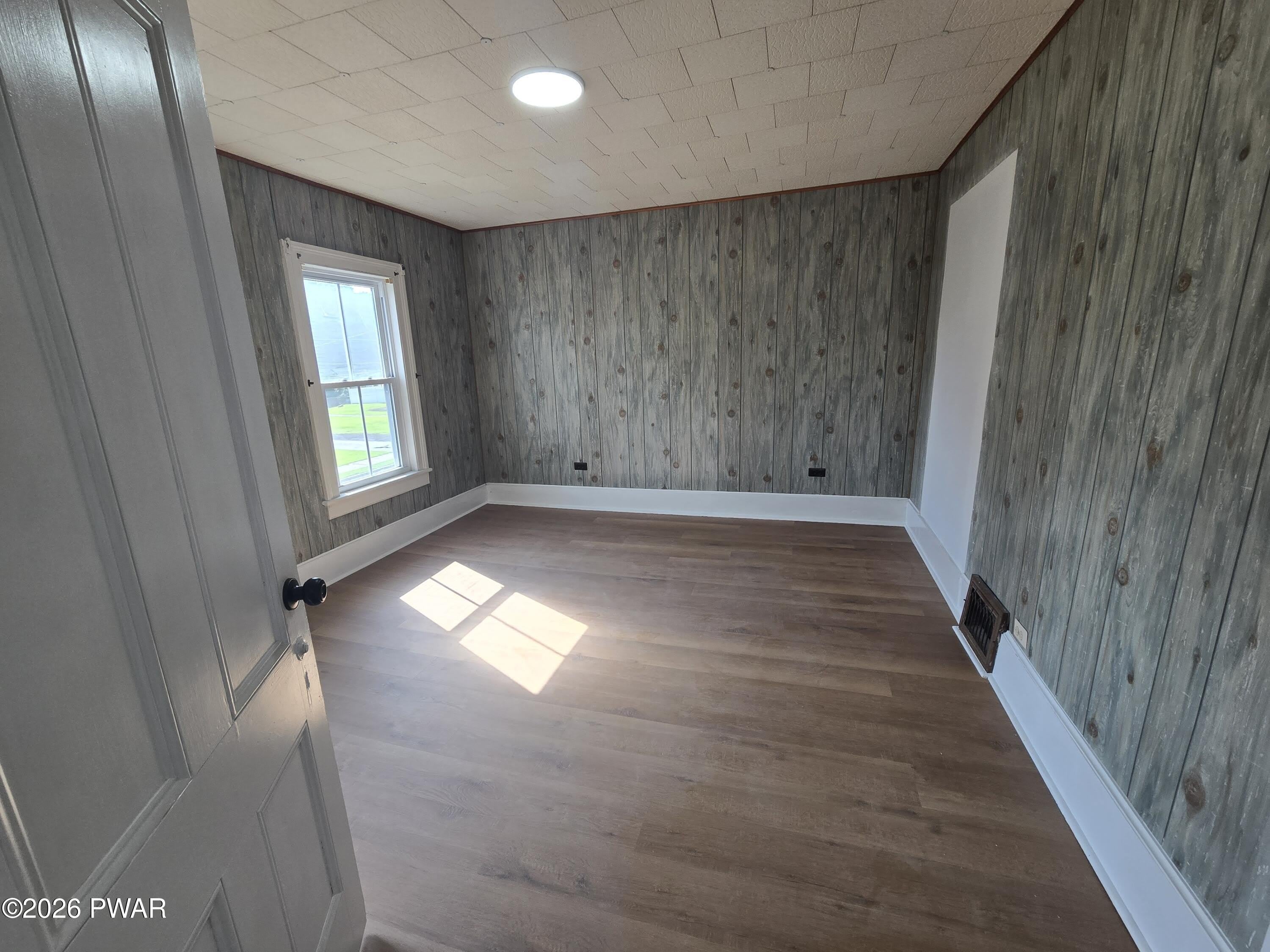 195 W Main Street – photo 5