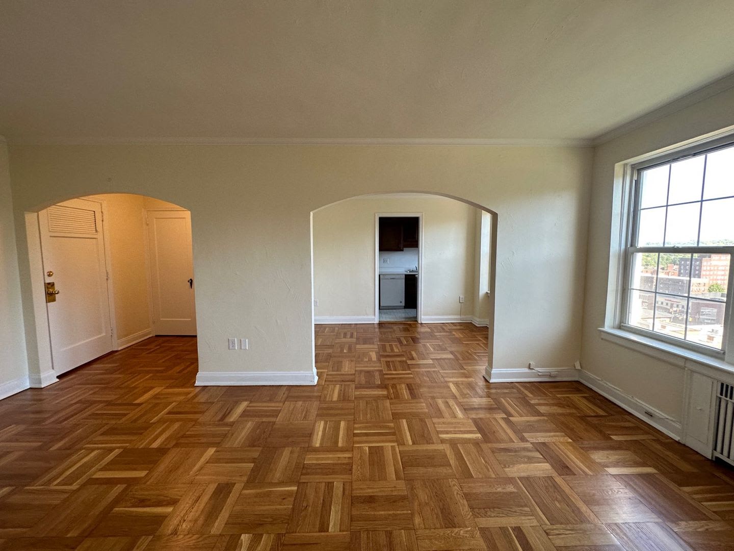 333 Morewood Avenue – photo 2