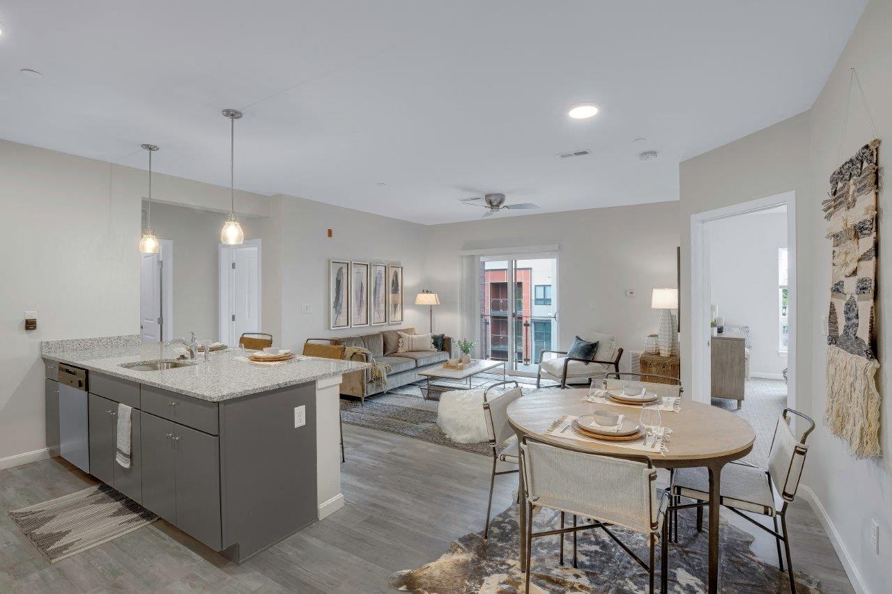 21 East Apartments – photo 3