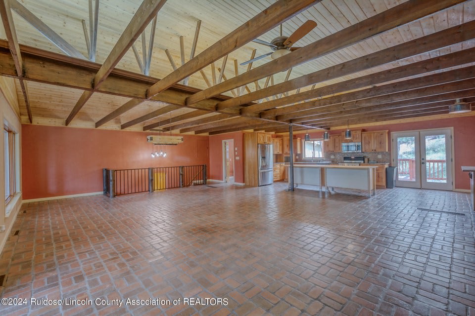 109 Snowcap Drive – photo 4