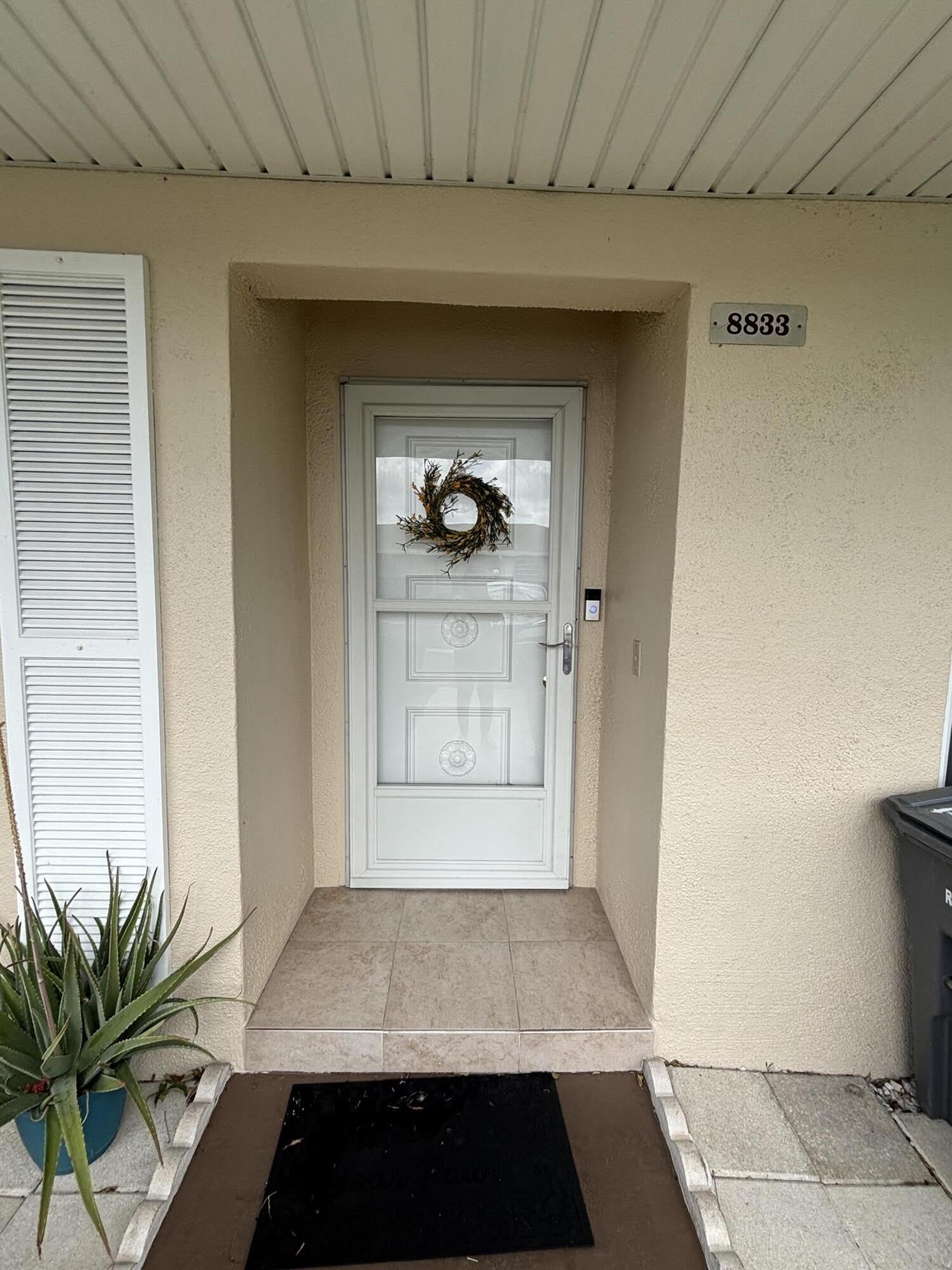 8833 Bella Vista Drive – photo 2