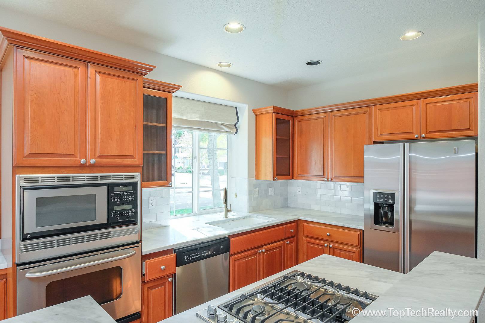 Lovely 4 Bedroom – photo 4