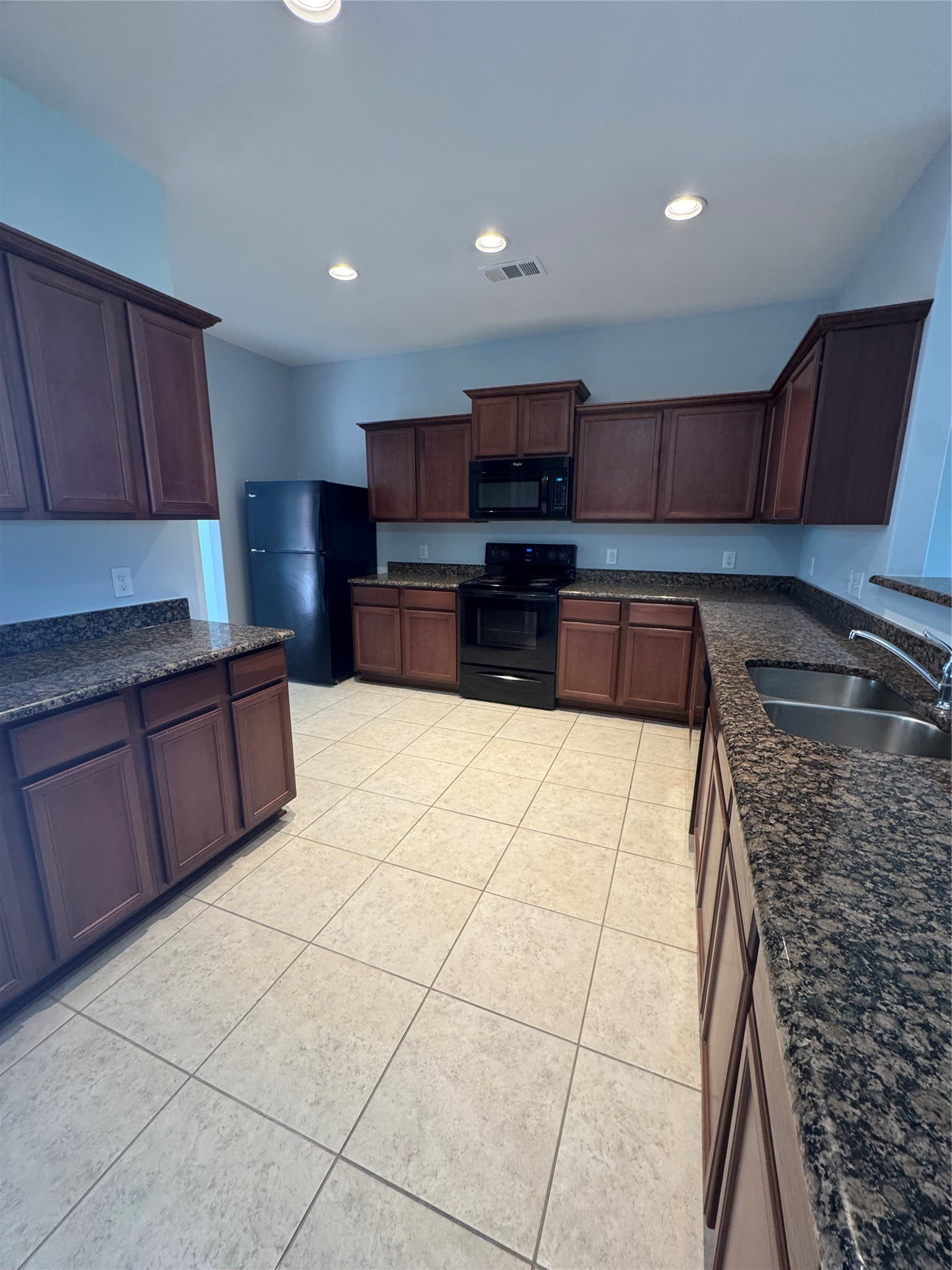 2132 Mulberry Drive – photo 3