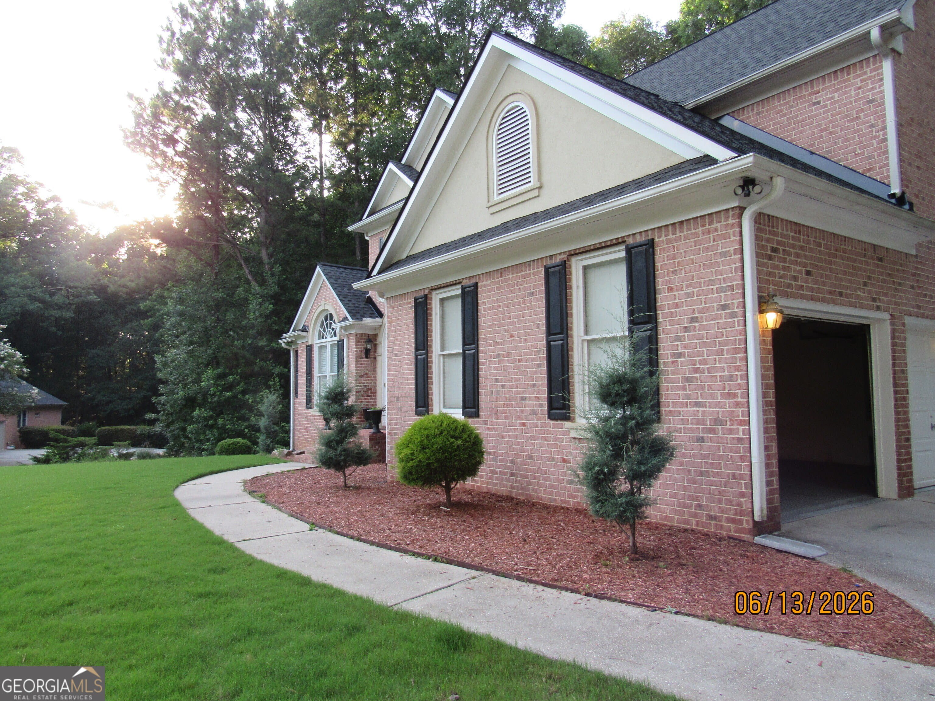 115 Sutton Court – photo 3