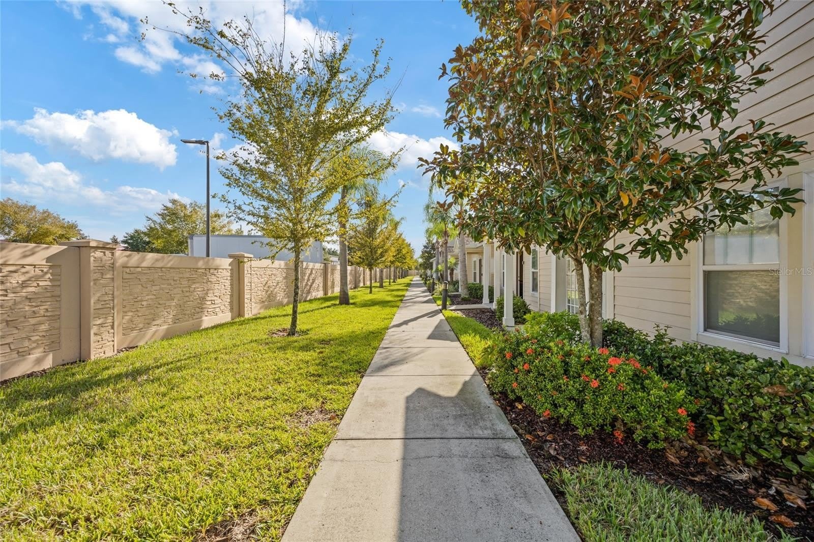 8945 SHINE Drive – photo 2