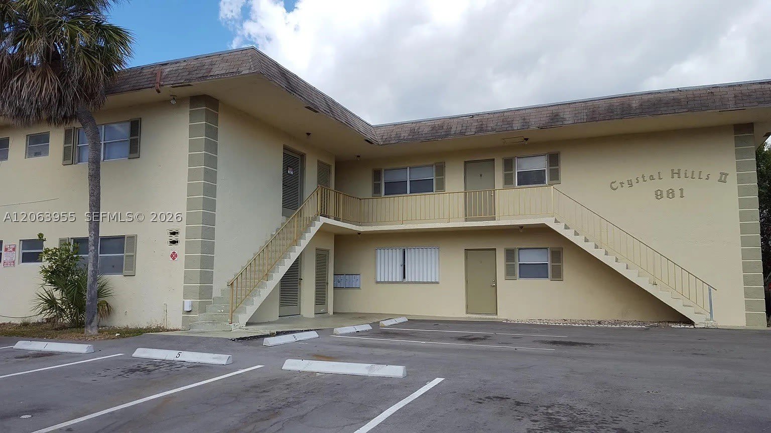 961 NW 45th St – photo 1
