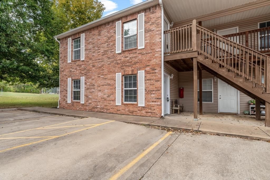 1437 W Sligo Street – photo 2
