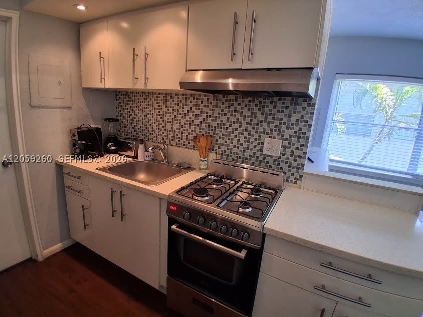 1555 Pennsylvania Ave – photo 3