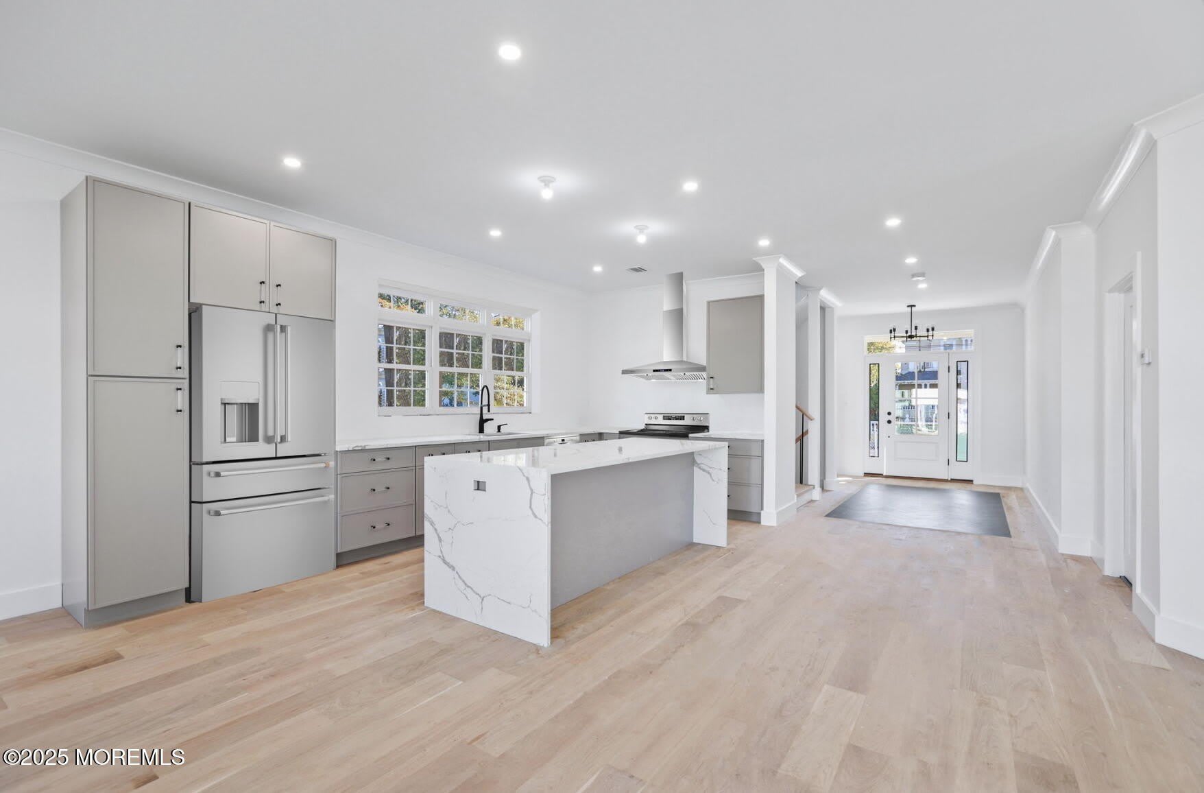169 Chelsea Avenue – photo 3