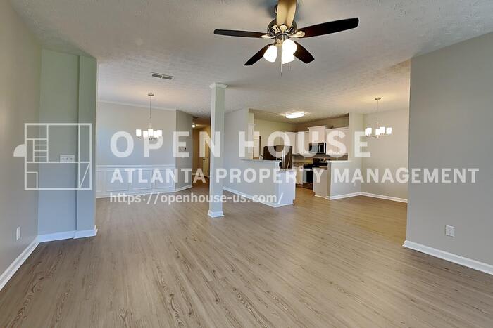 240 Clairidge Lane Southwest – photo 4