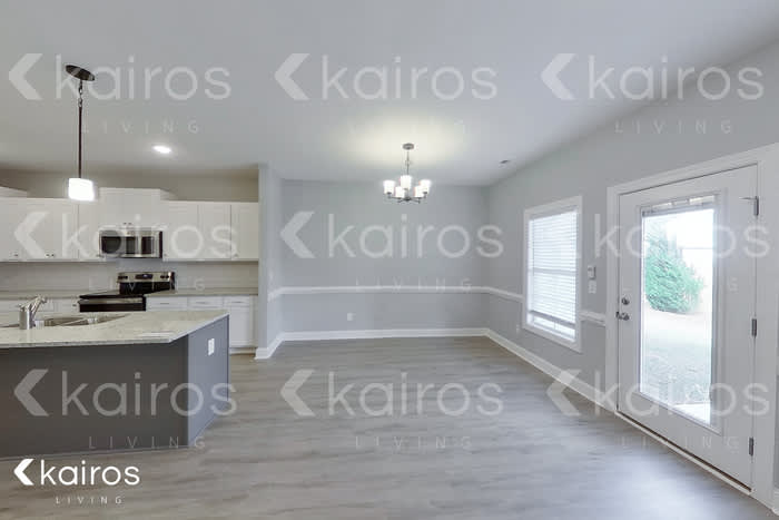 3717 Oak Leaf Way – photo 5