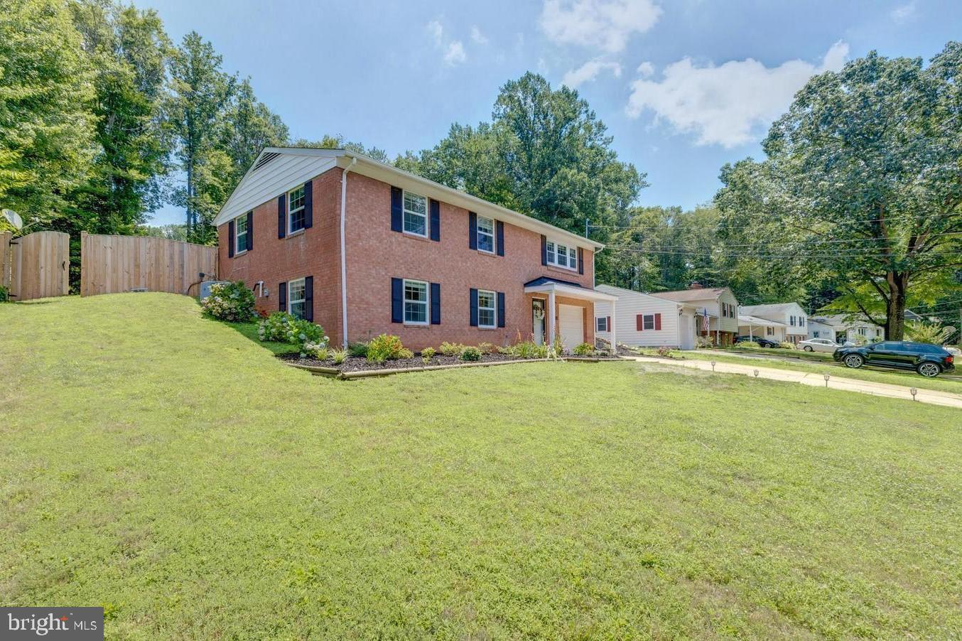 4725 Springbrook Drive – photo 4