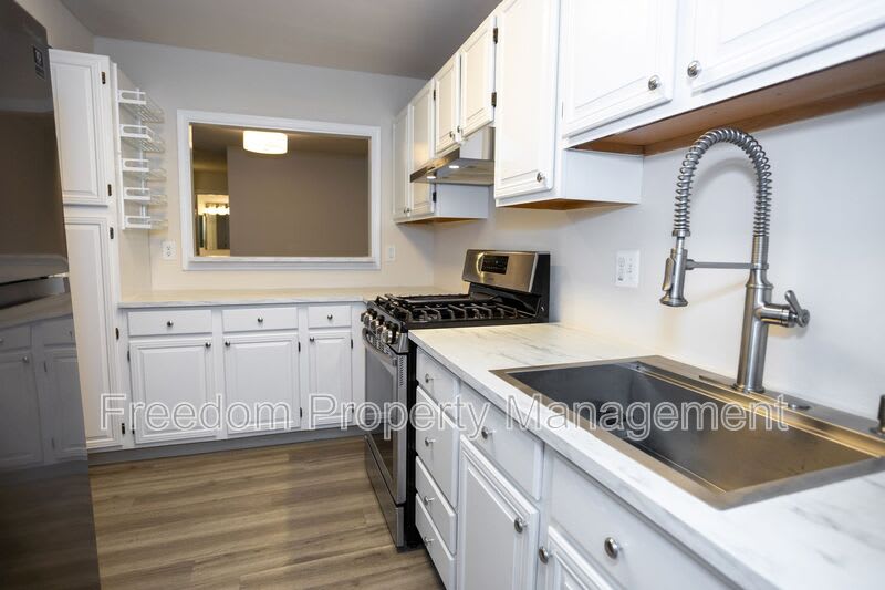 11966 Cardamom Dr. – photo 5