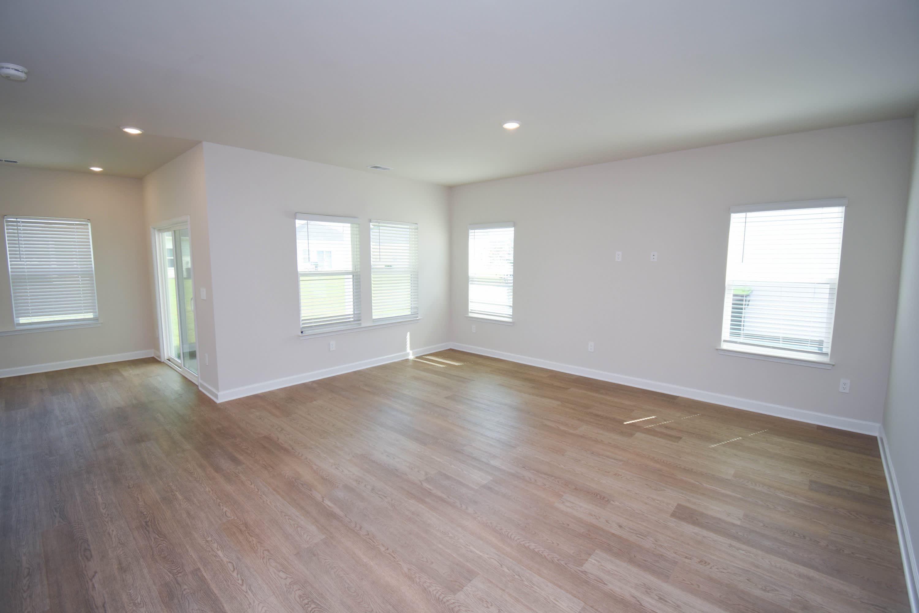 4324 Falls Oaks Street – photo 2