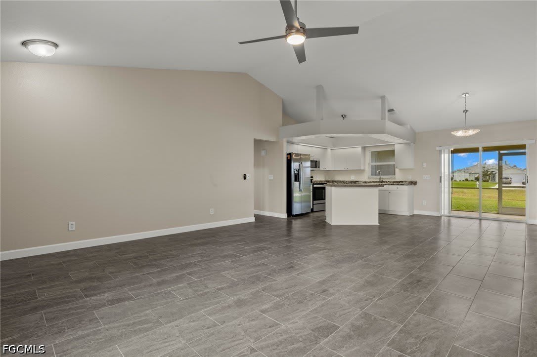 3919 SW 14th Avenue – photo 5