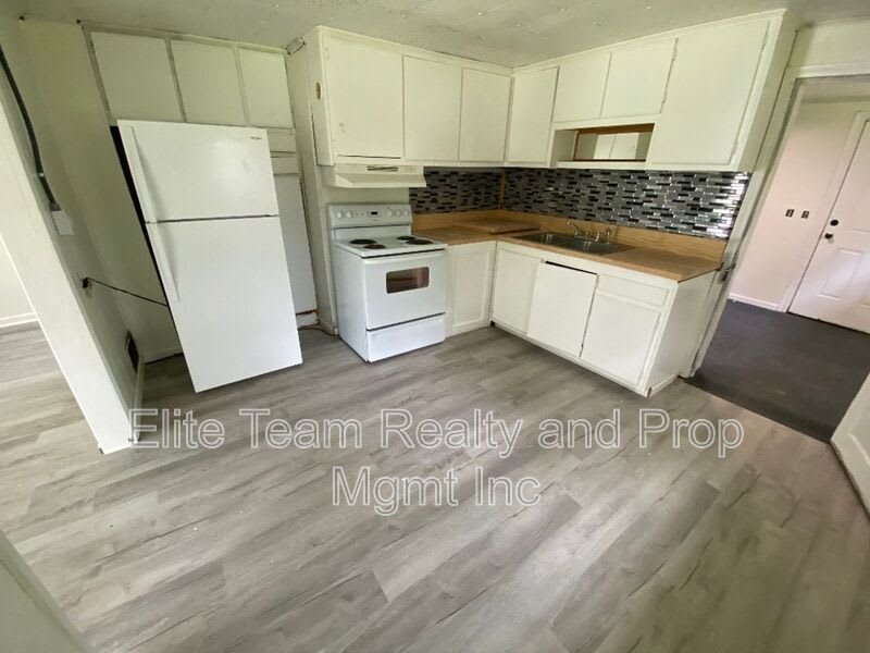 10646 Cyclone Dr – photo 2