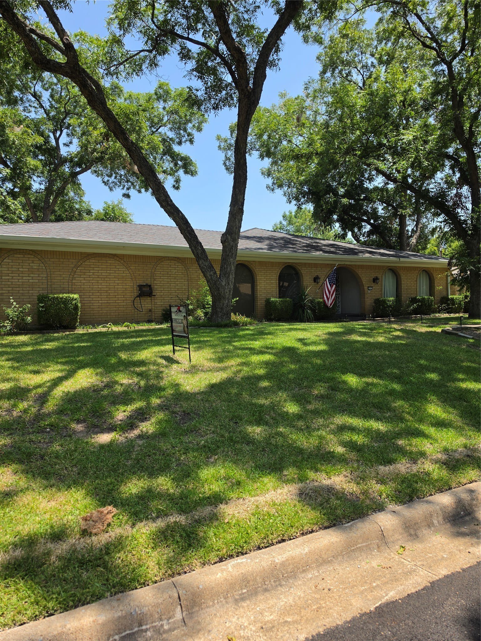 2517 Nantucket Drive – photo 3