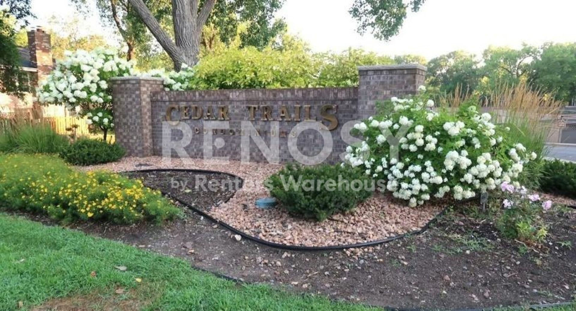 Available Now 2 Bedroom 1 5 Bath Condo In St Louis Park – photo 1