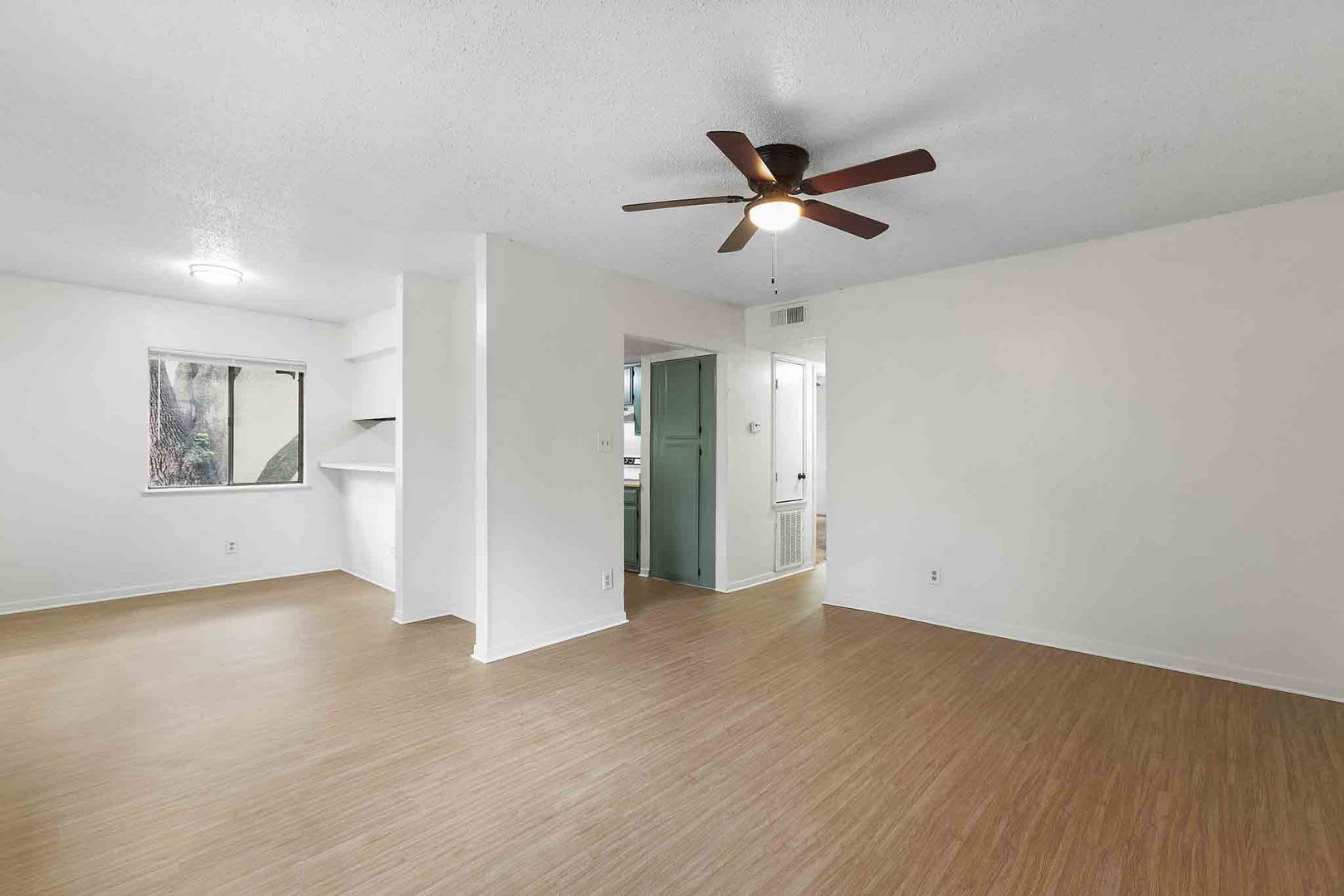 Chestnut Place Apartments – photo 1