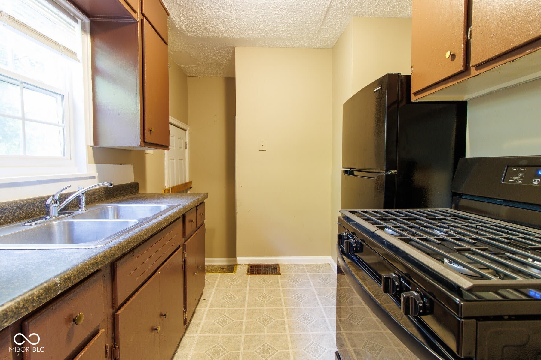 3421 N Olney Street – photo 5