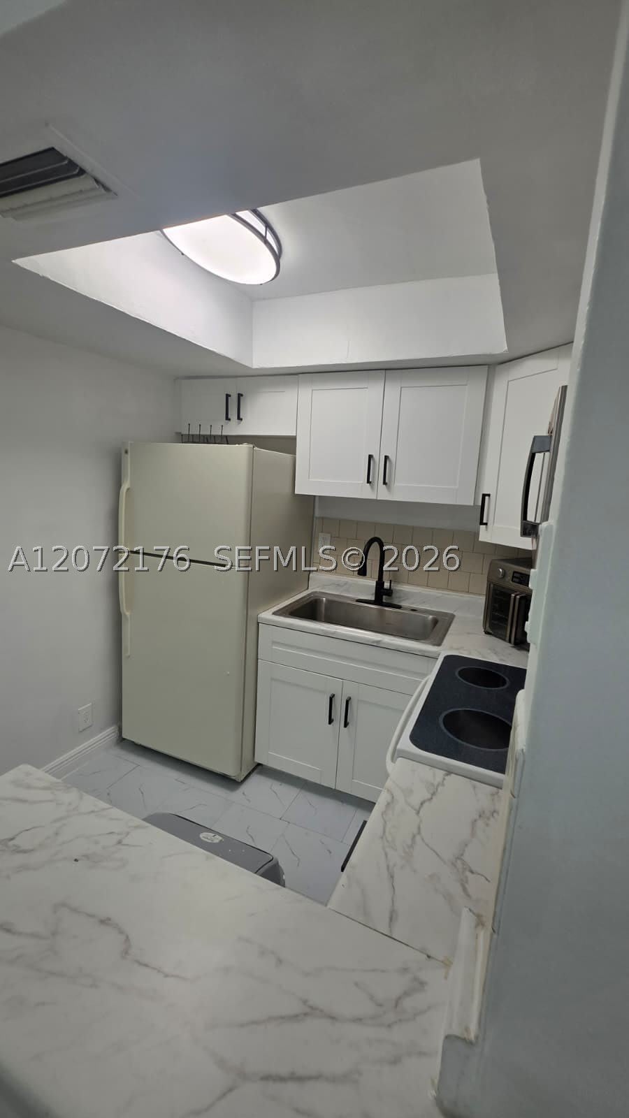 5303 NW 18th Ct – photo 1