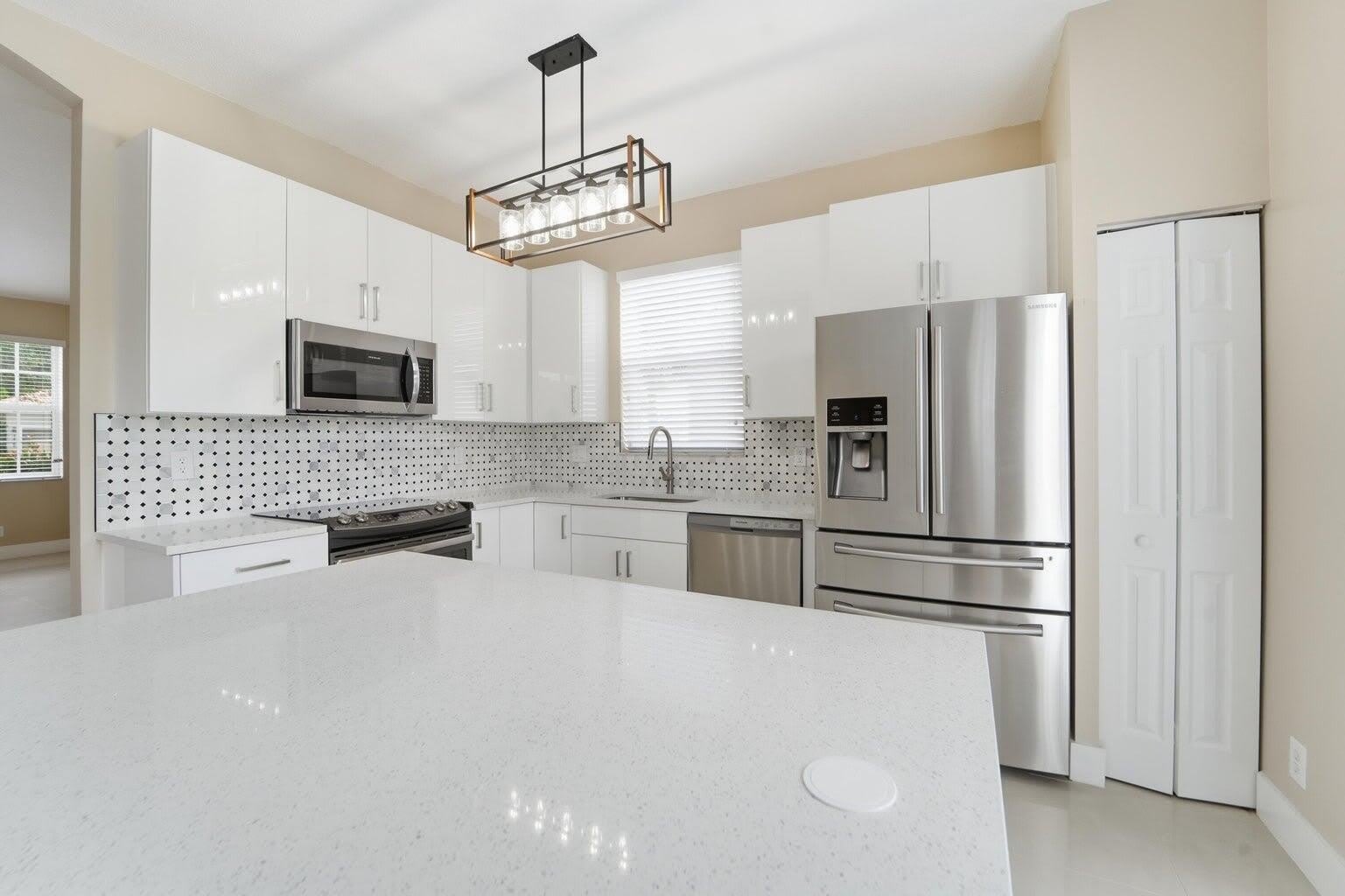 1780 Pierside Circle – photo 2