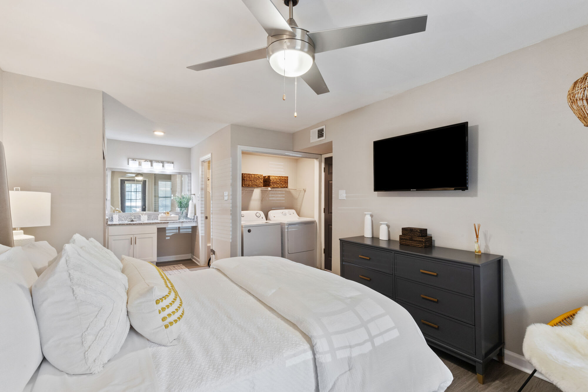 Springfield Apartments – photo 5