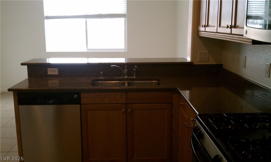 5493 OVANDO Way – photo 5