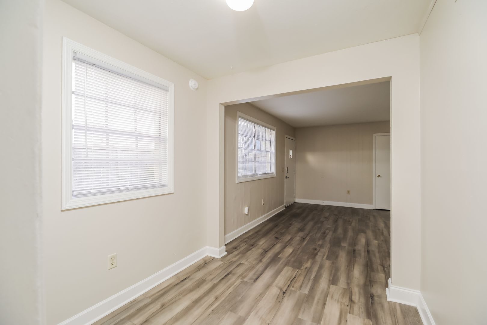 517 Rutledge Ave. – photo 5