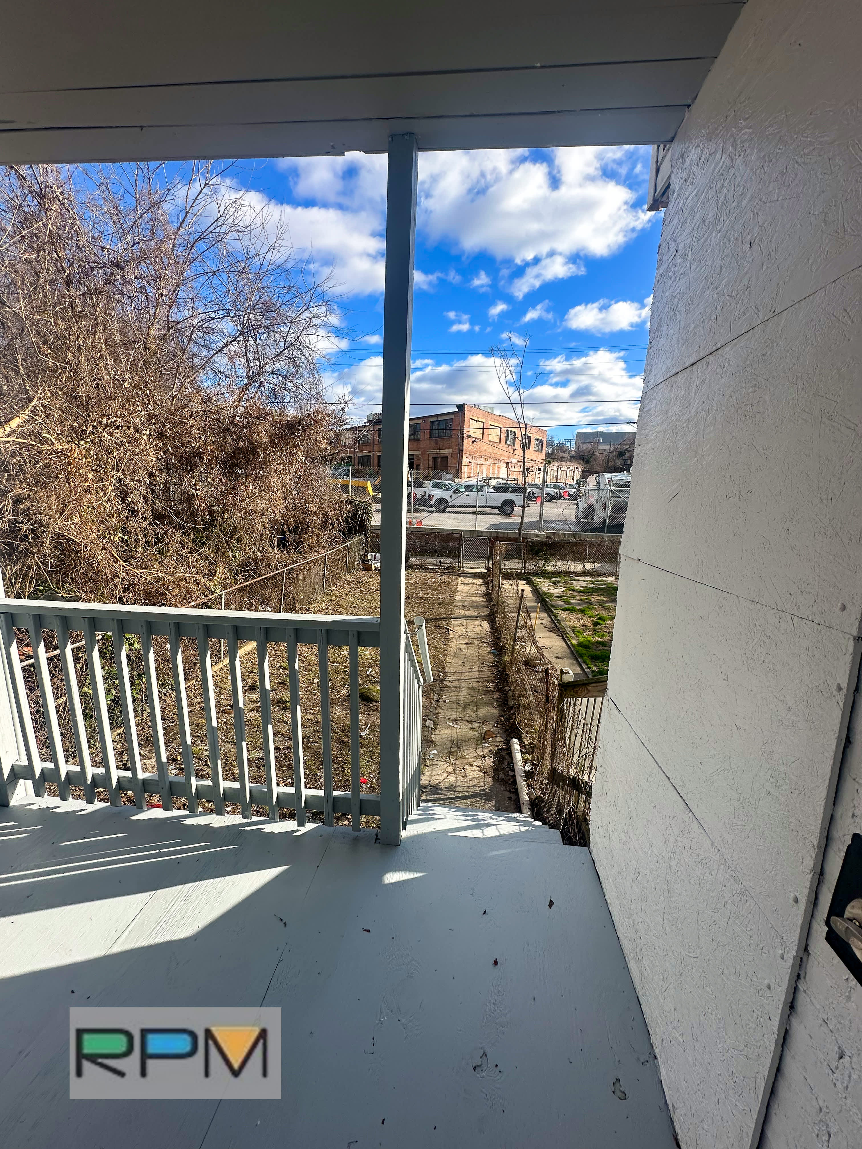 1917 N Fulton Ave – photo 5