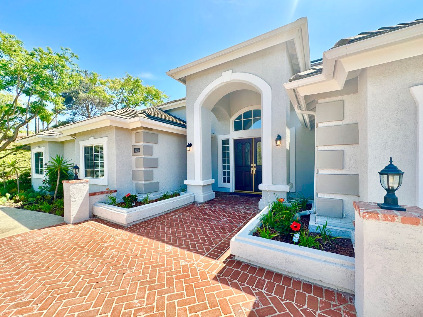 Stunning Single-Story Estate Home on Gated and Private Country Property with Pool and Spa! – photo 4