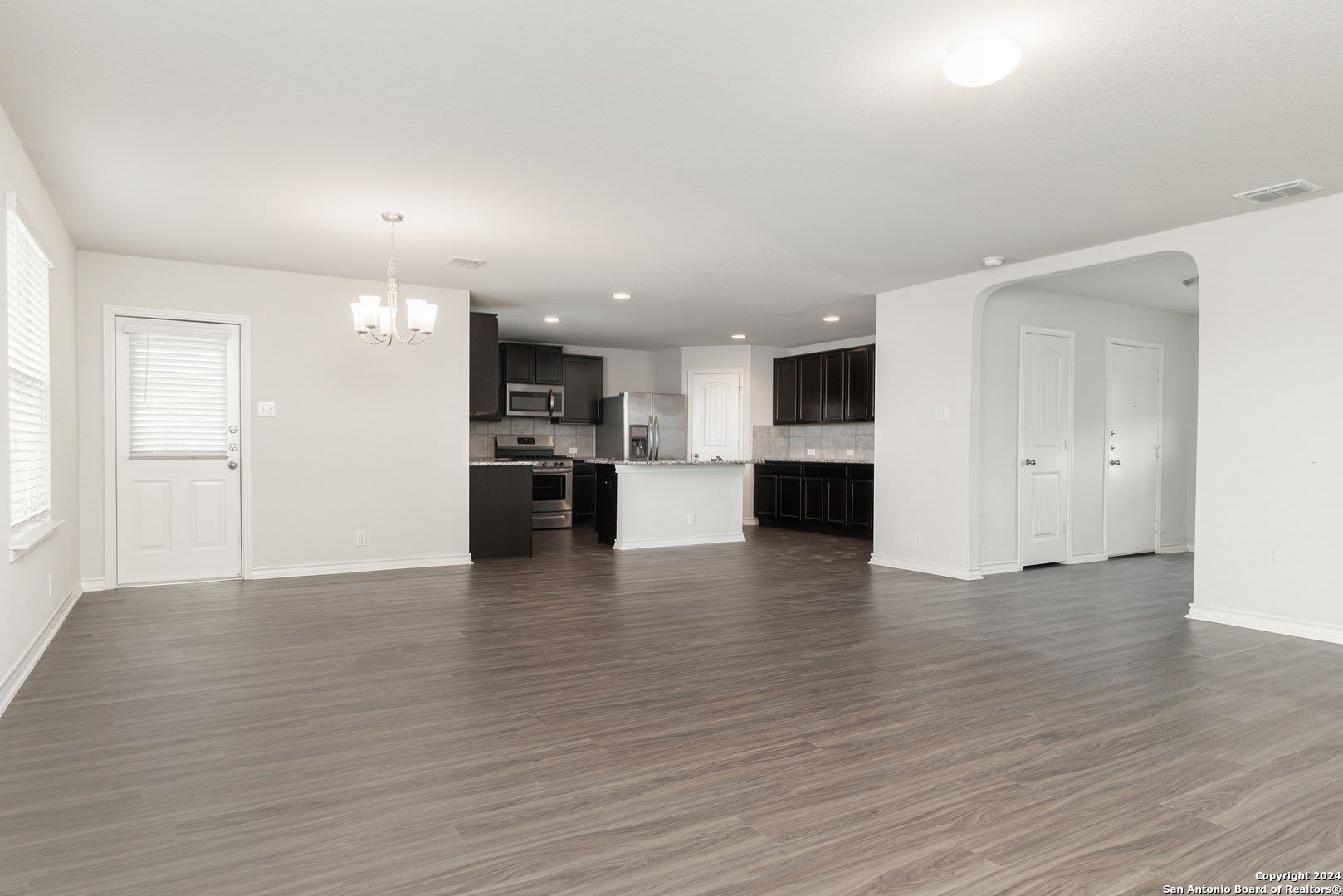 2611 BARBWIRE WAY – photo 3