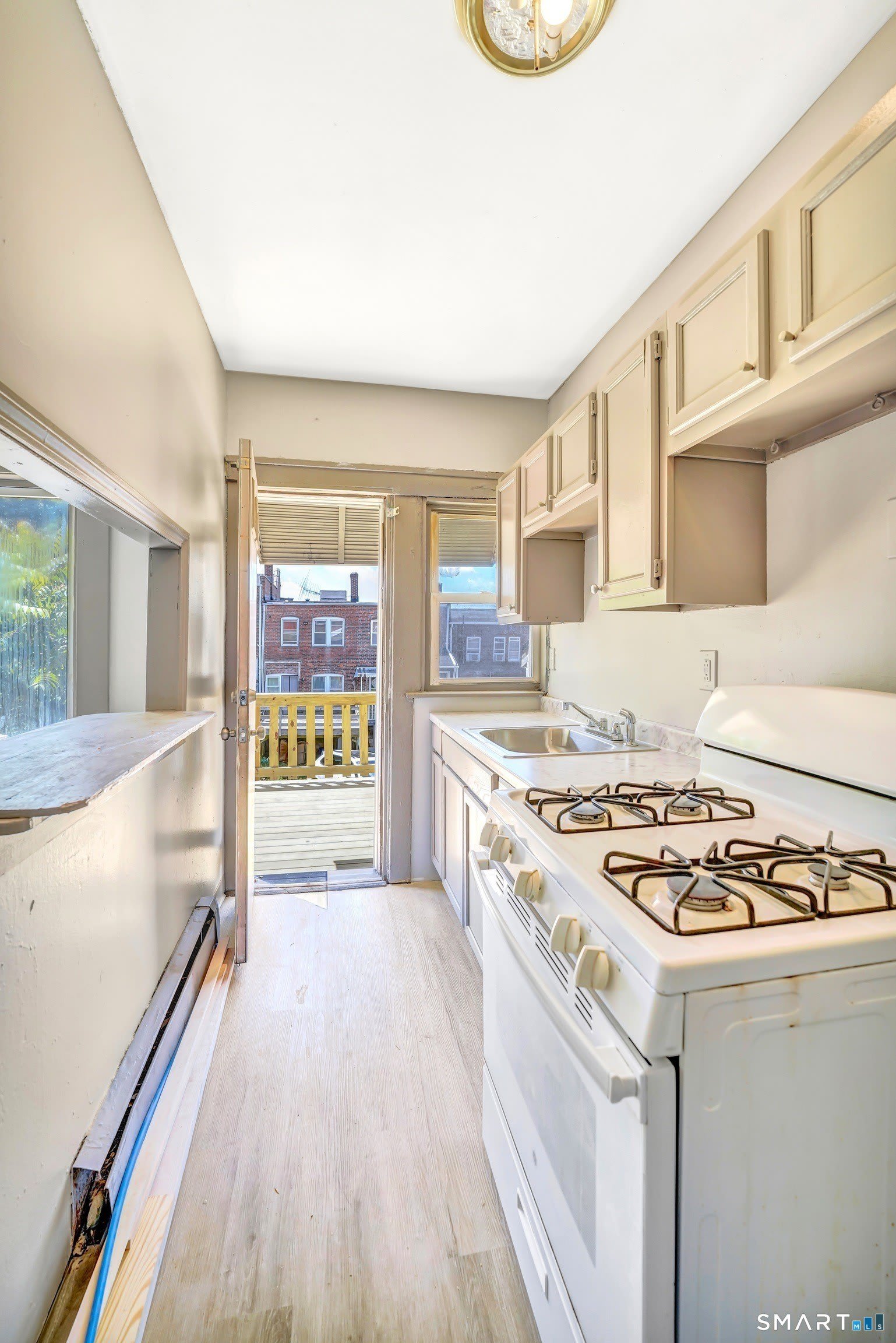 108 Ives Street – photo 4