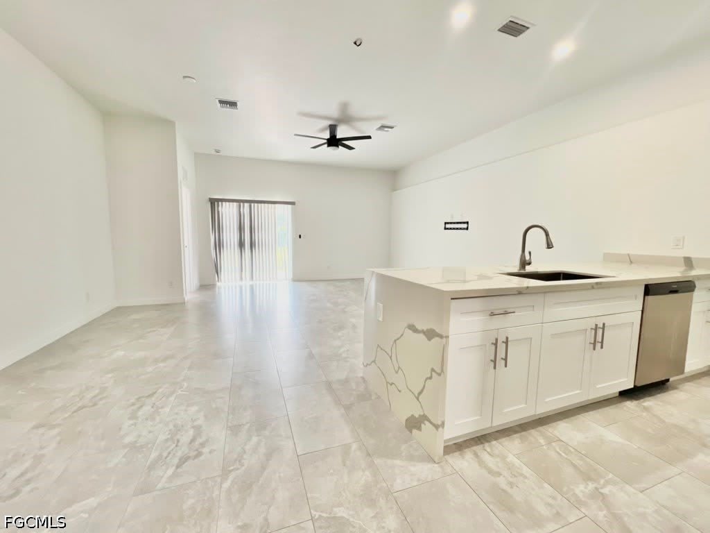 4622 SW 7th Place – photo 2