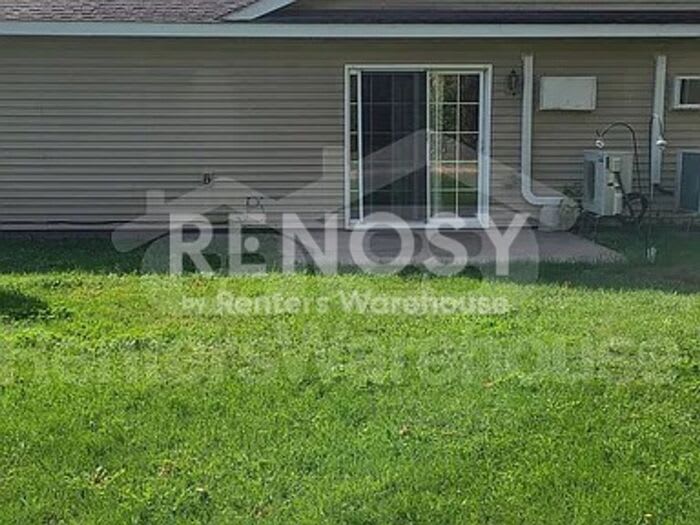 135 North Saint West – photo 3