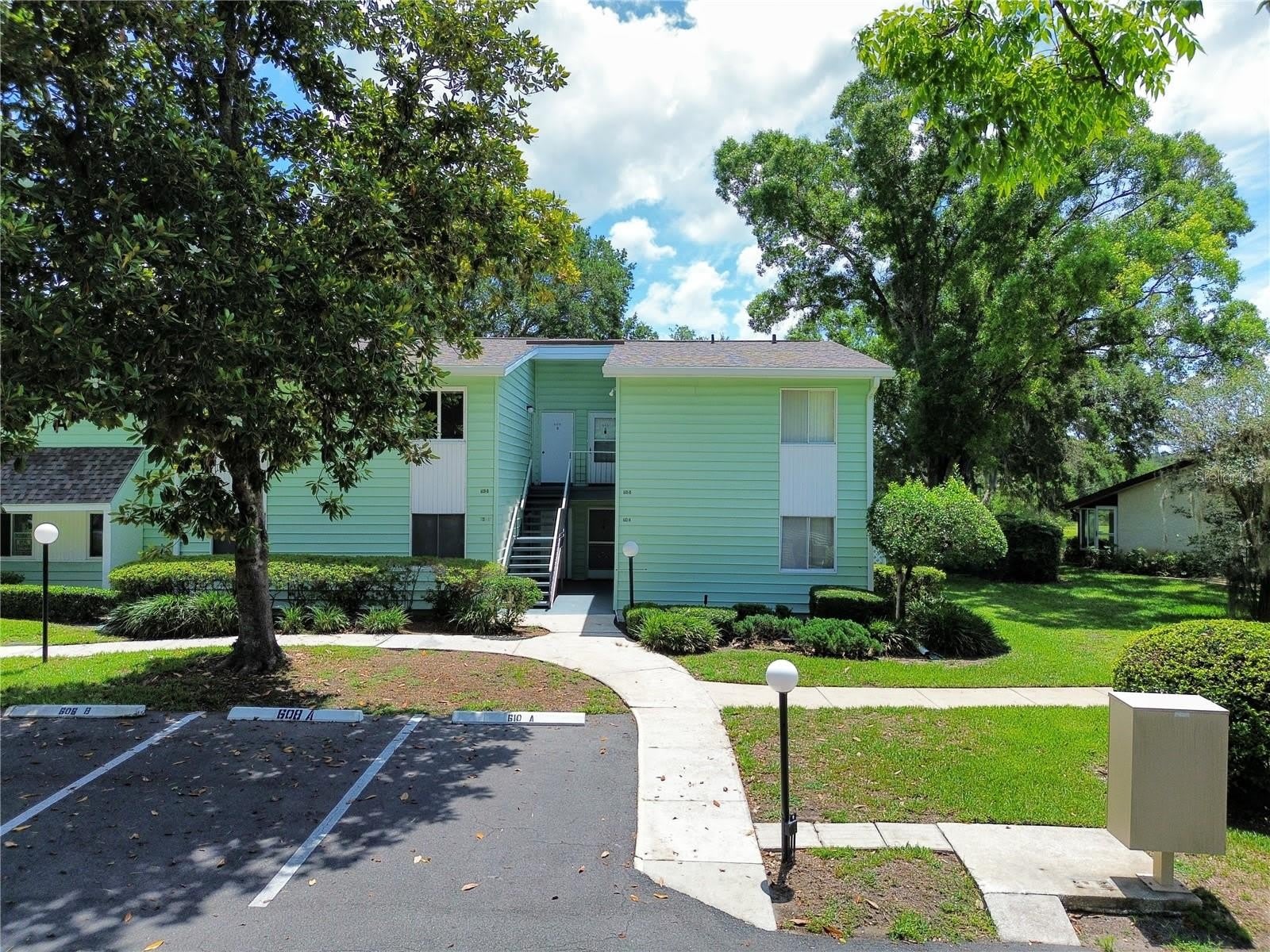 608 MIDWAY Drive – photo 2