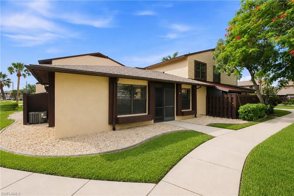 646 SE 12th Ct lot: 17 – photo 3