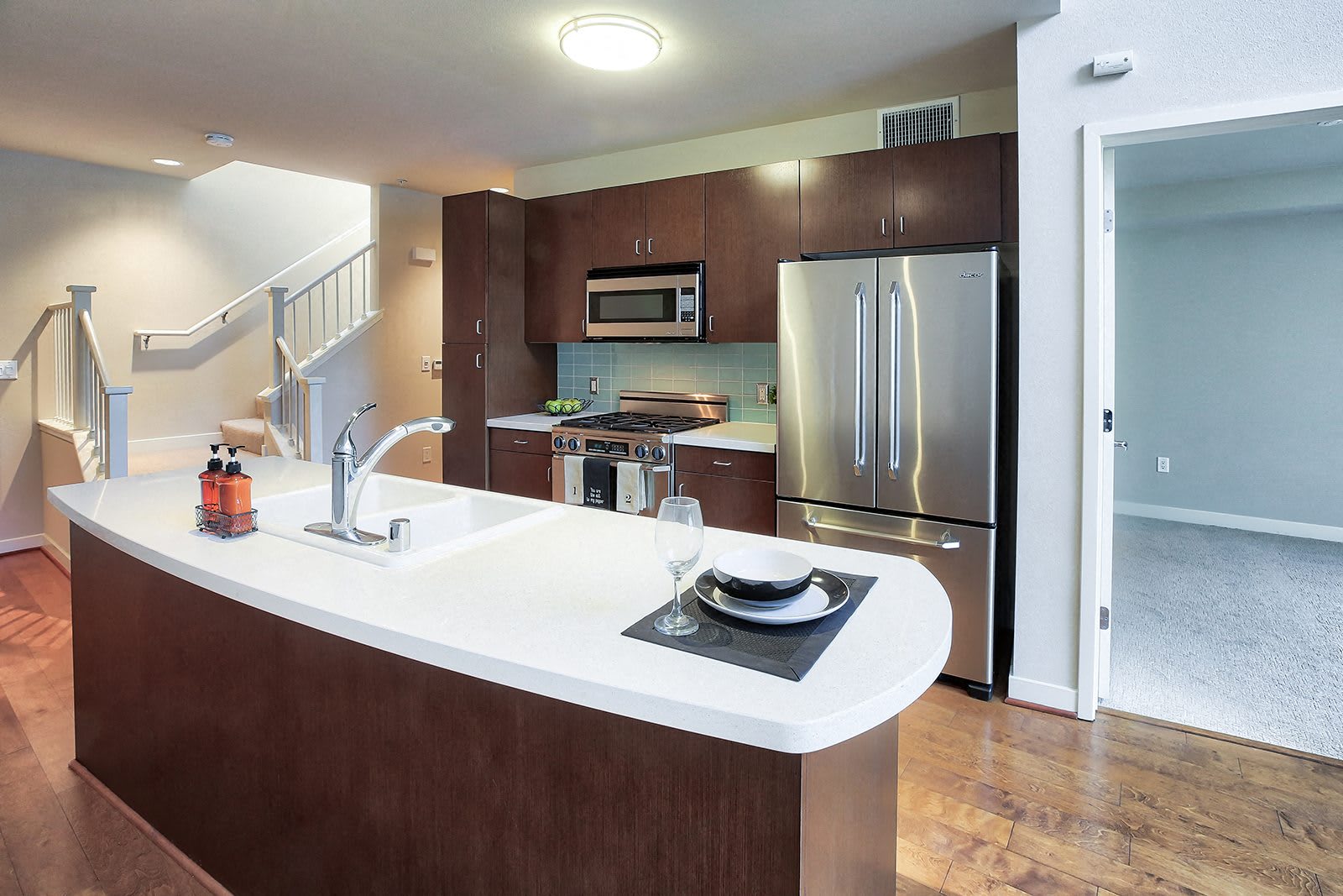 5550 Wilshire at Miracle Mile by Windsor – photo 1