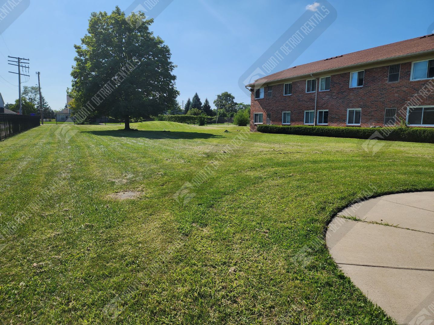 1800 Brainard St Apt 205 – photo 2