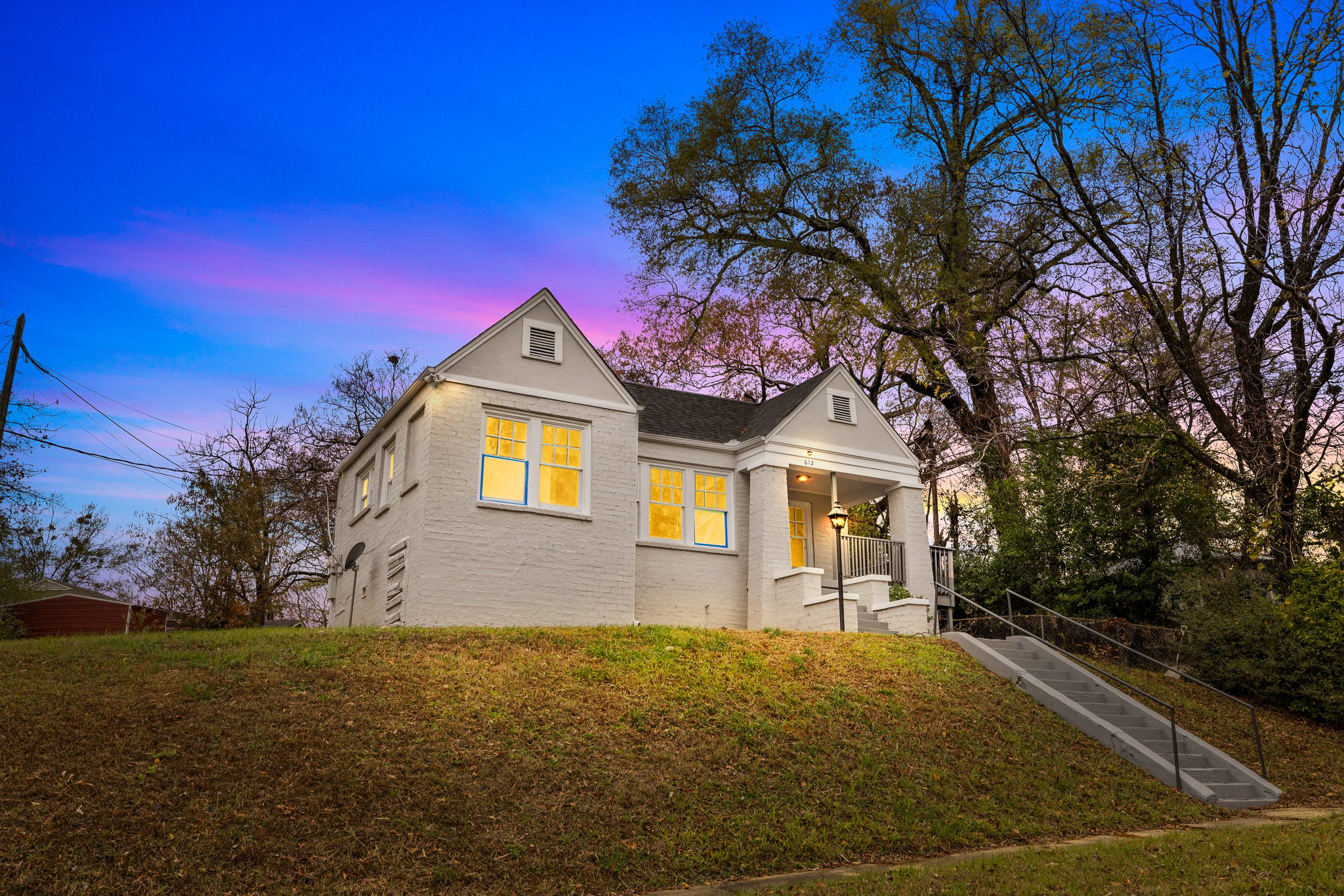 612 12th St W – photo 3
