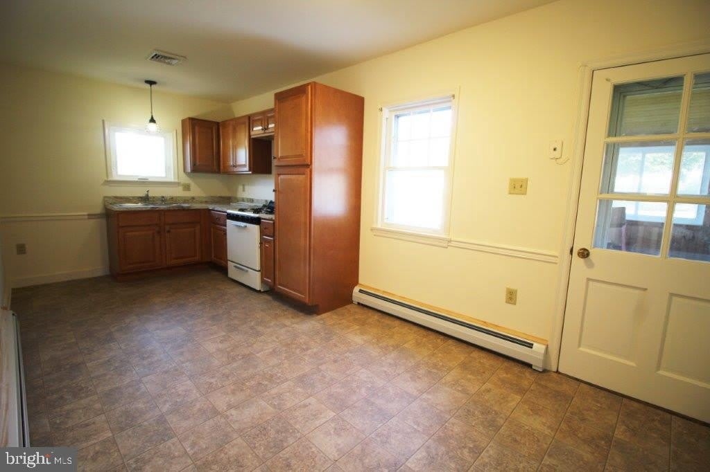1217 GEORGETOWN Road – photo 2