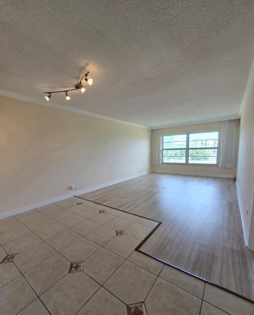2900 N Palm Aire Drive N – photo 3