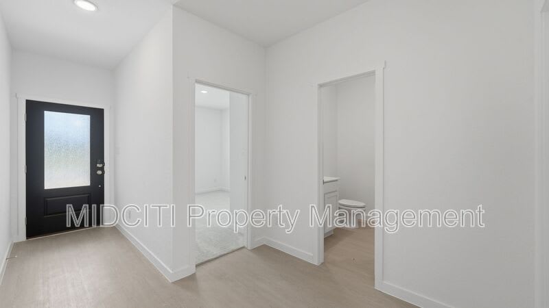 1304 Apron Trail – photo 3