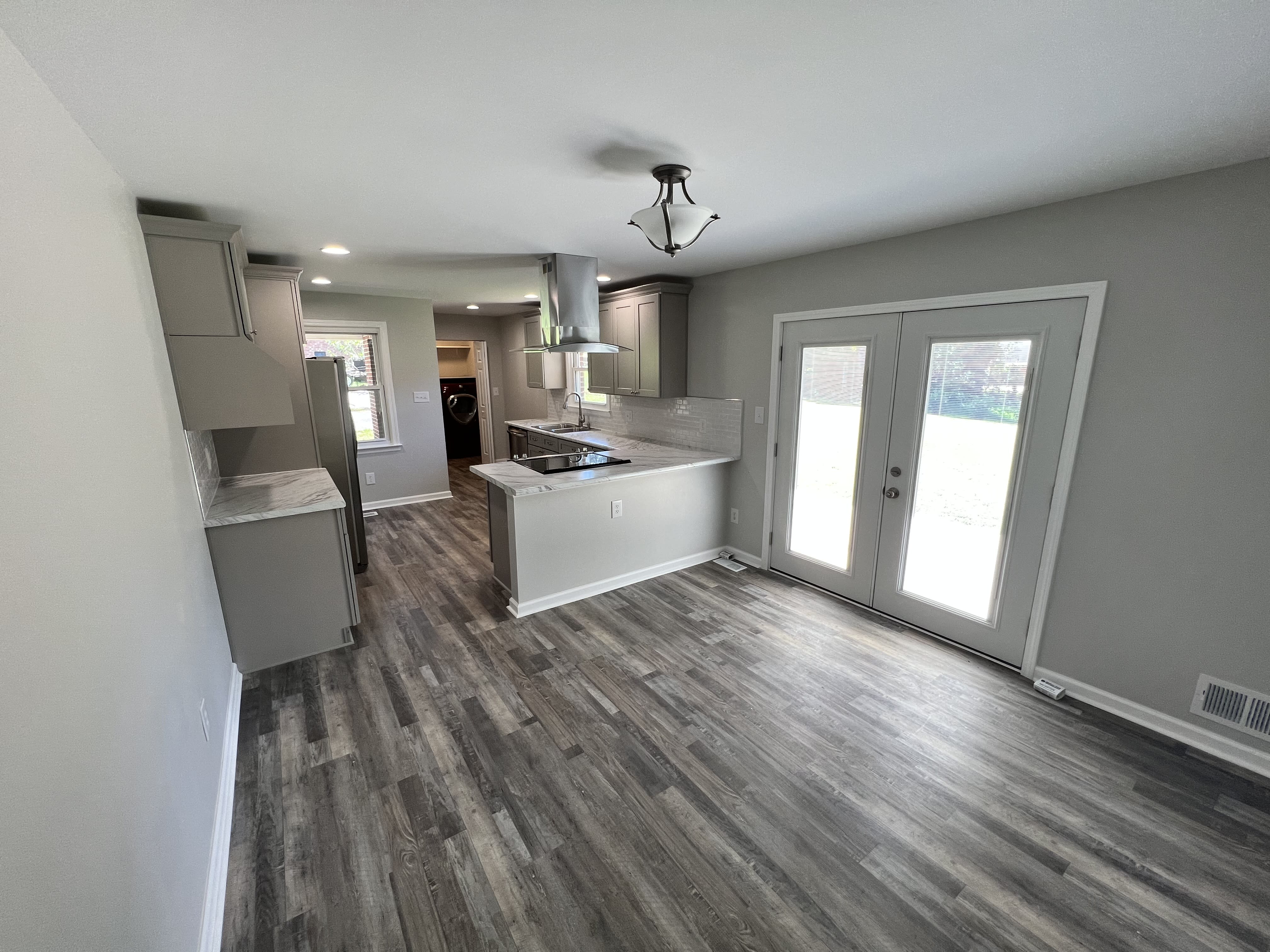 145 West Drive – photo 4